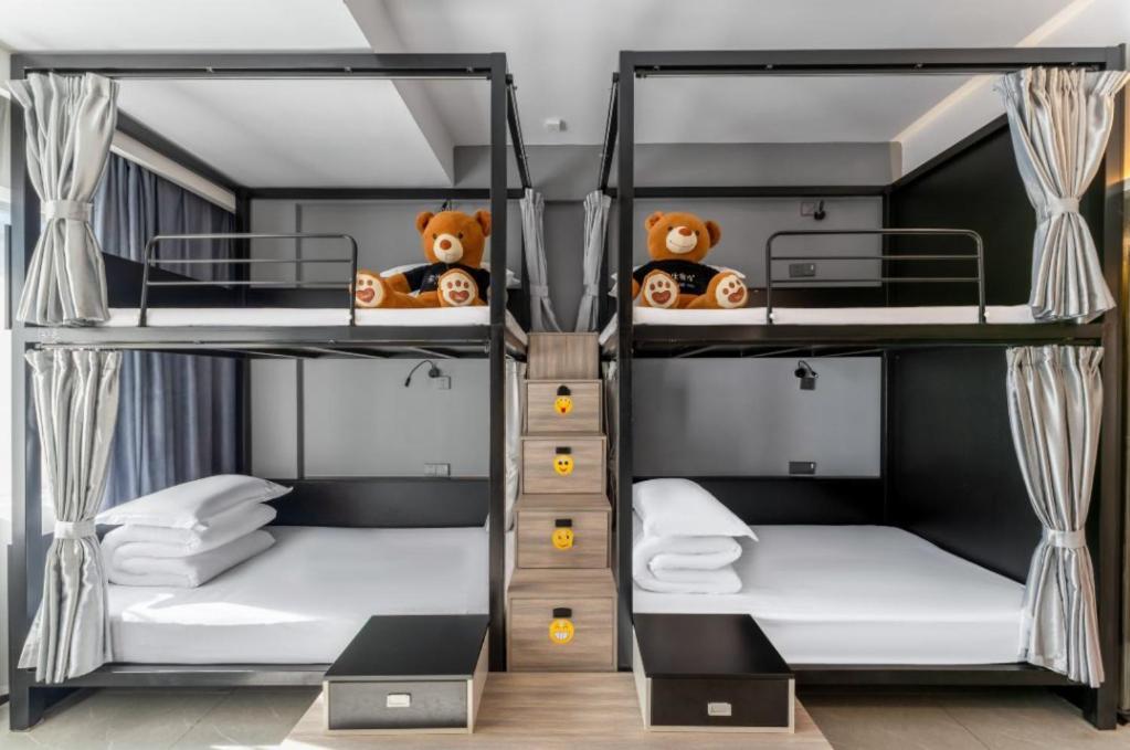 Yangshuo Emoji Youth Hostel Buitenkant foto
